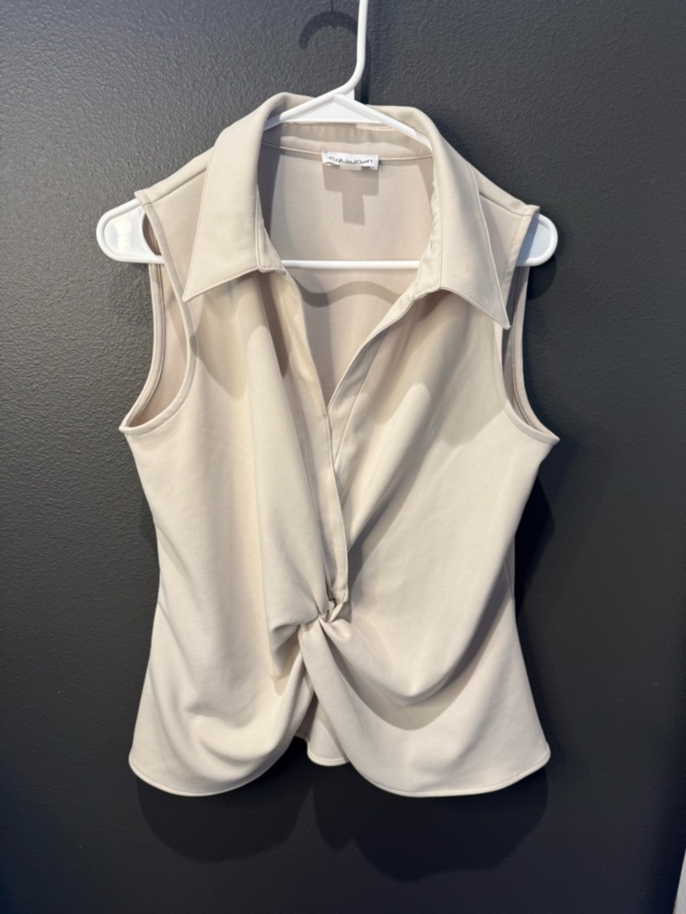 Calvin Klein Cream Twist-Front Collared Sleeveless Camisole